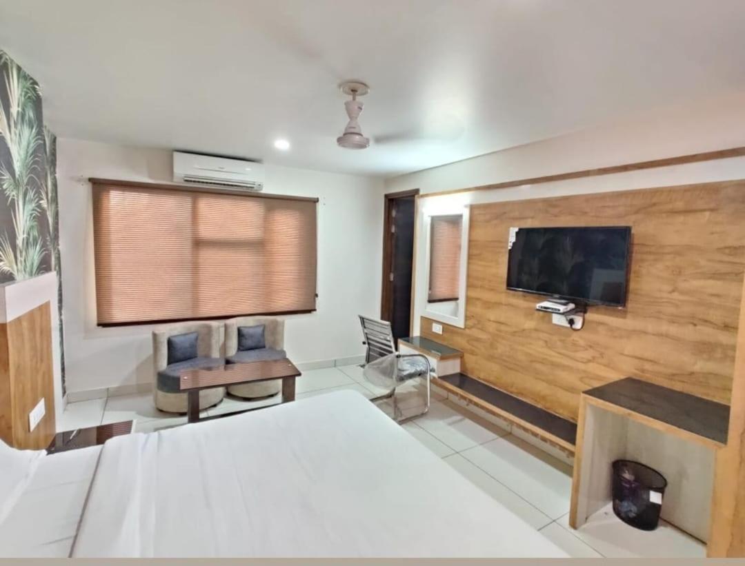 Balle Balle Inn By Next Level Hotels อัมริตสา ภายนอก รูปภาพ